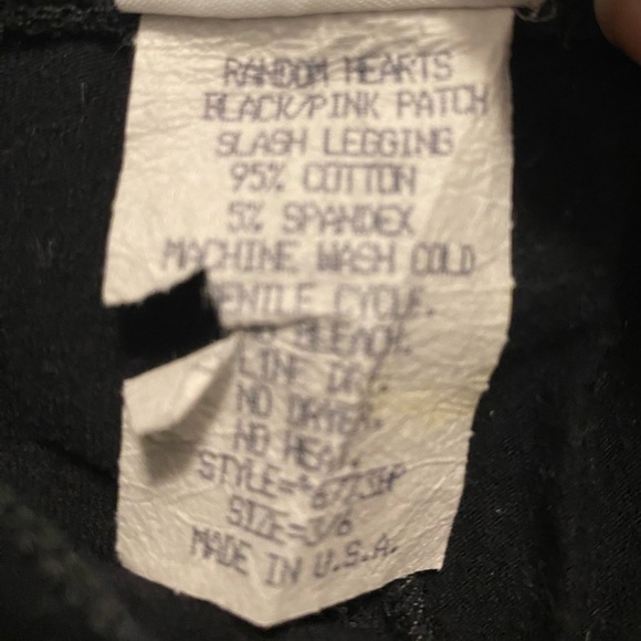 ⭐️HP⭐️Rock-n-Beauty x Random Hearts - Picture 6 of 6